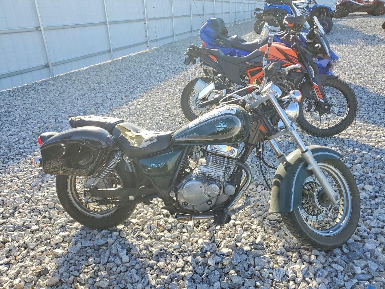 2001 Suzuki GZ250