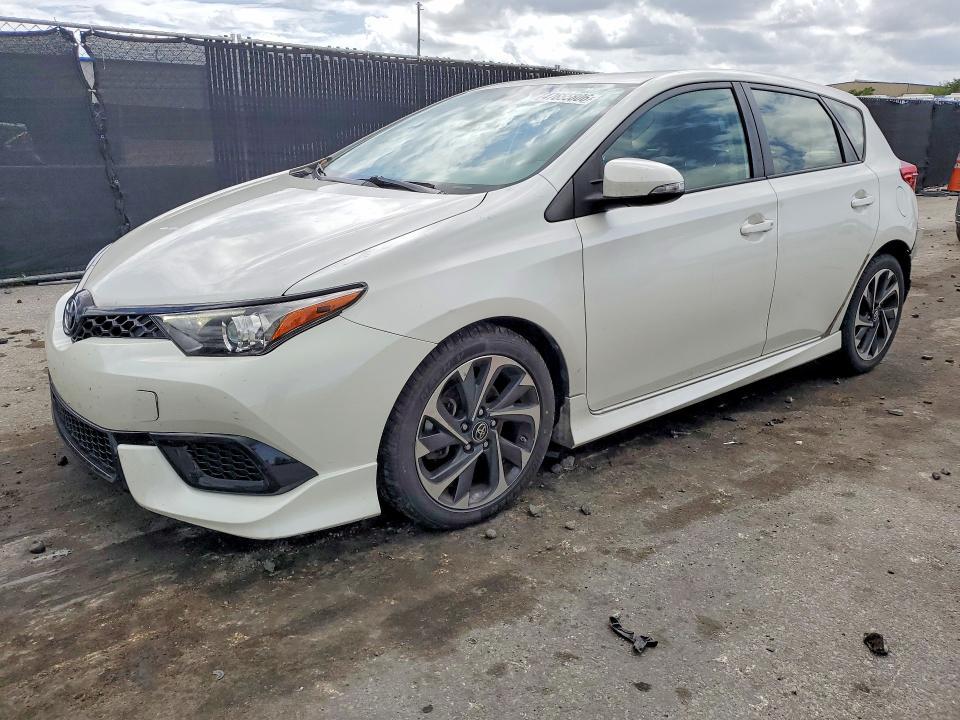 2017 Toyota Corolla im Base