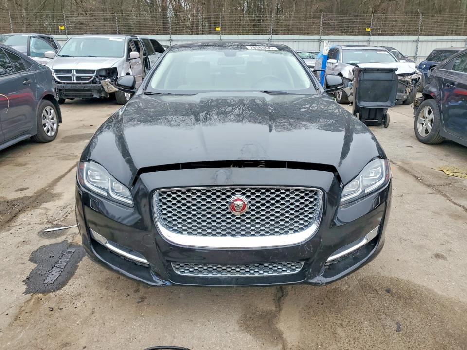2016 Jaguar Xjl Portfolio