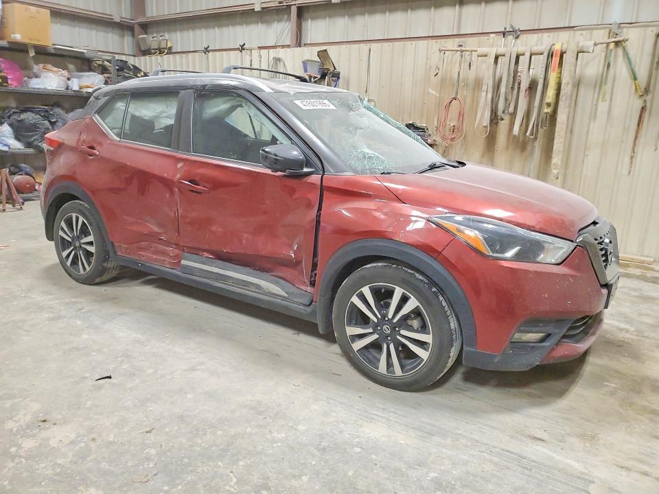 2020 Nissan Kicks sr