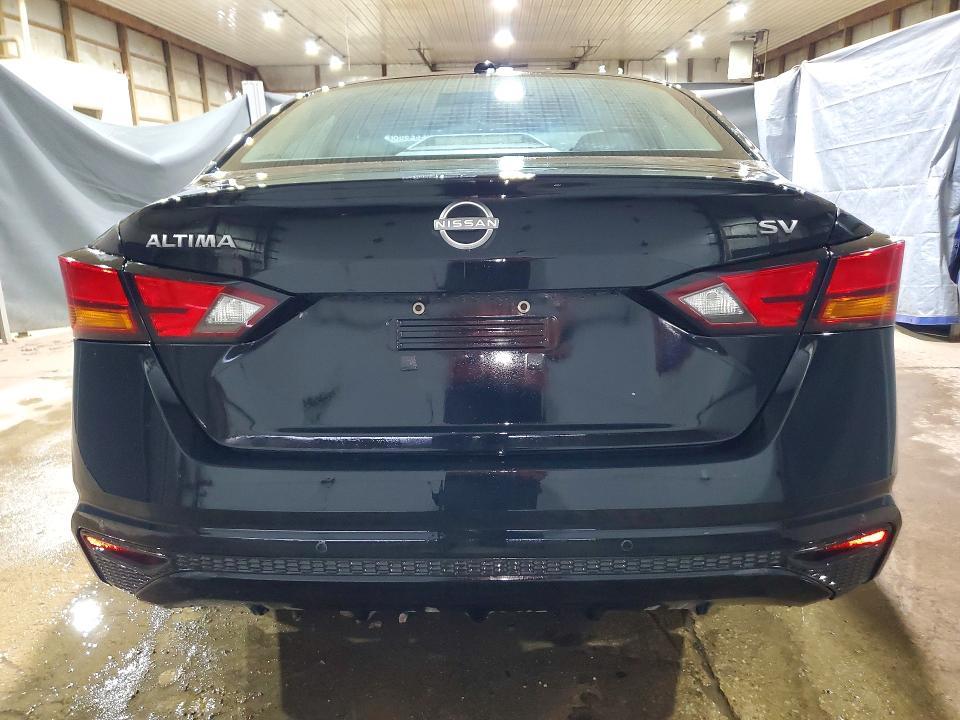2024 Nissan Altima 2.5 sv