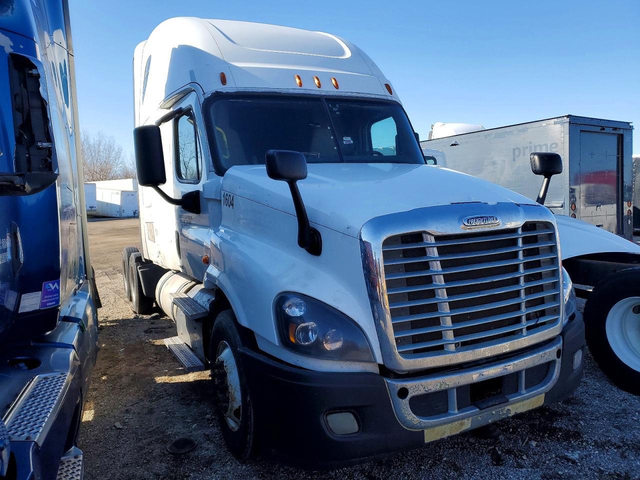 2015 Freigliner 2015 Freightliner Cascadia Semi Truck