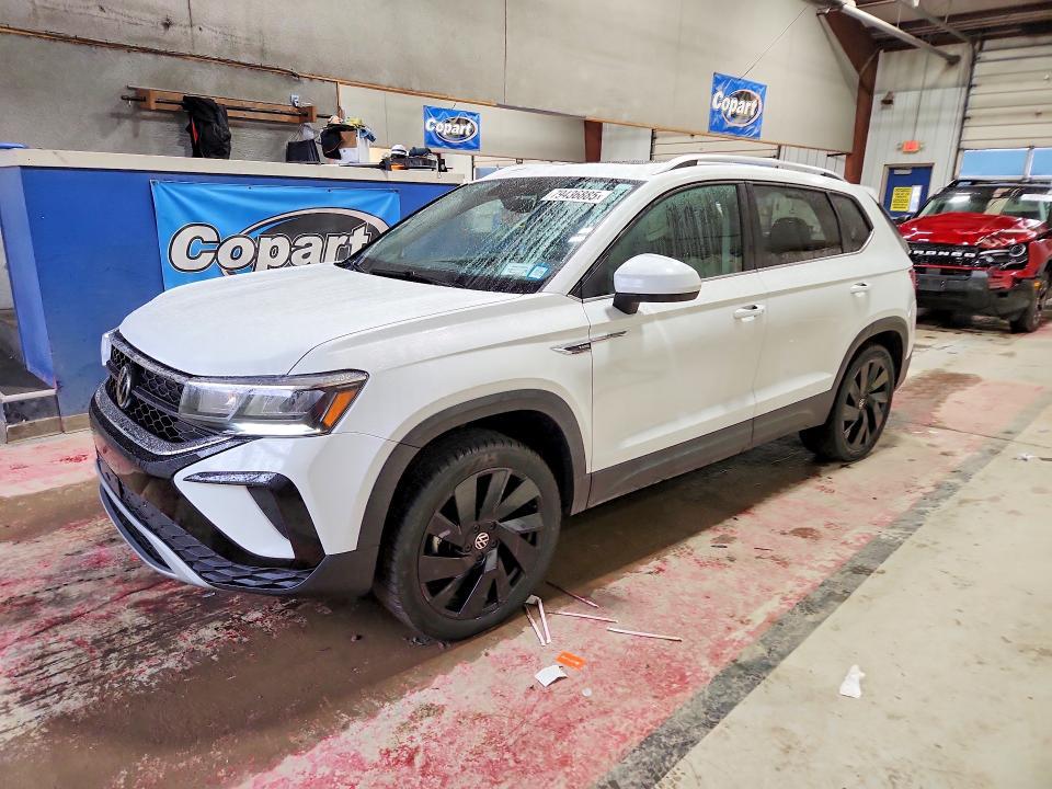 2024 Volkswagen Taos se
