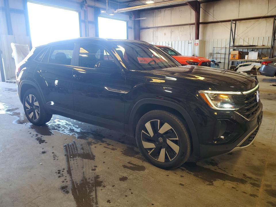 2025 Volkswagen Atlas Cross Sport se