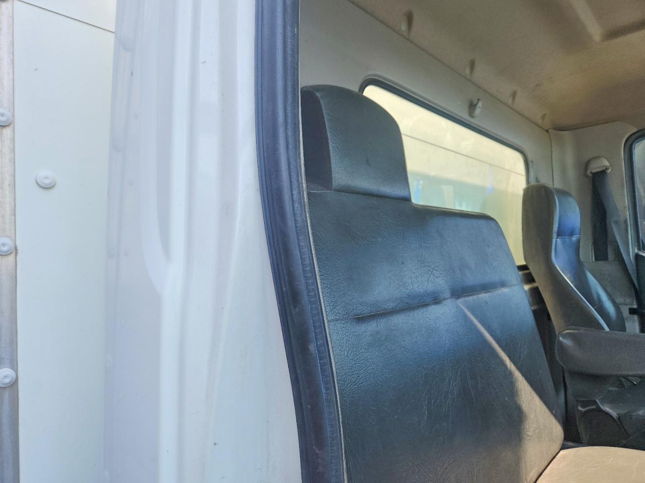 2017 Hino 258/268 BOX Truck