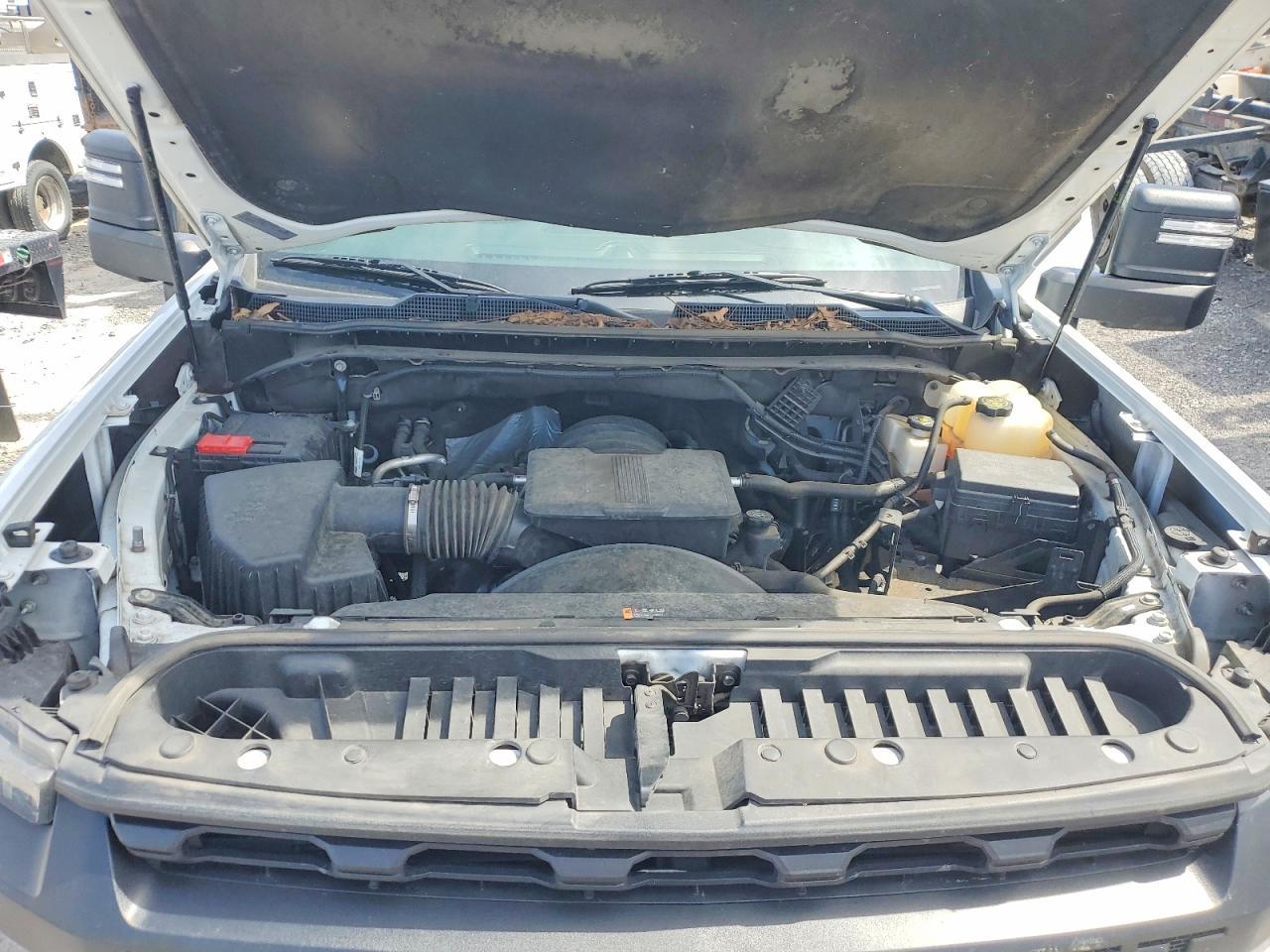 2023 Chevrolet Silverado HD Flatbed Truck