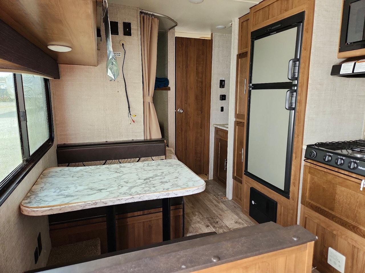 2019 Gulf Stream Conquest Camper