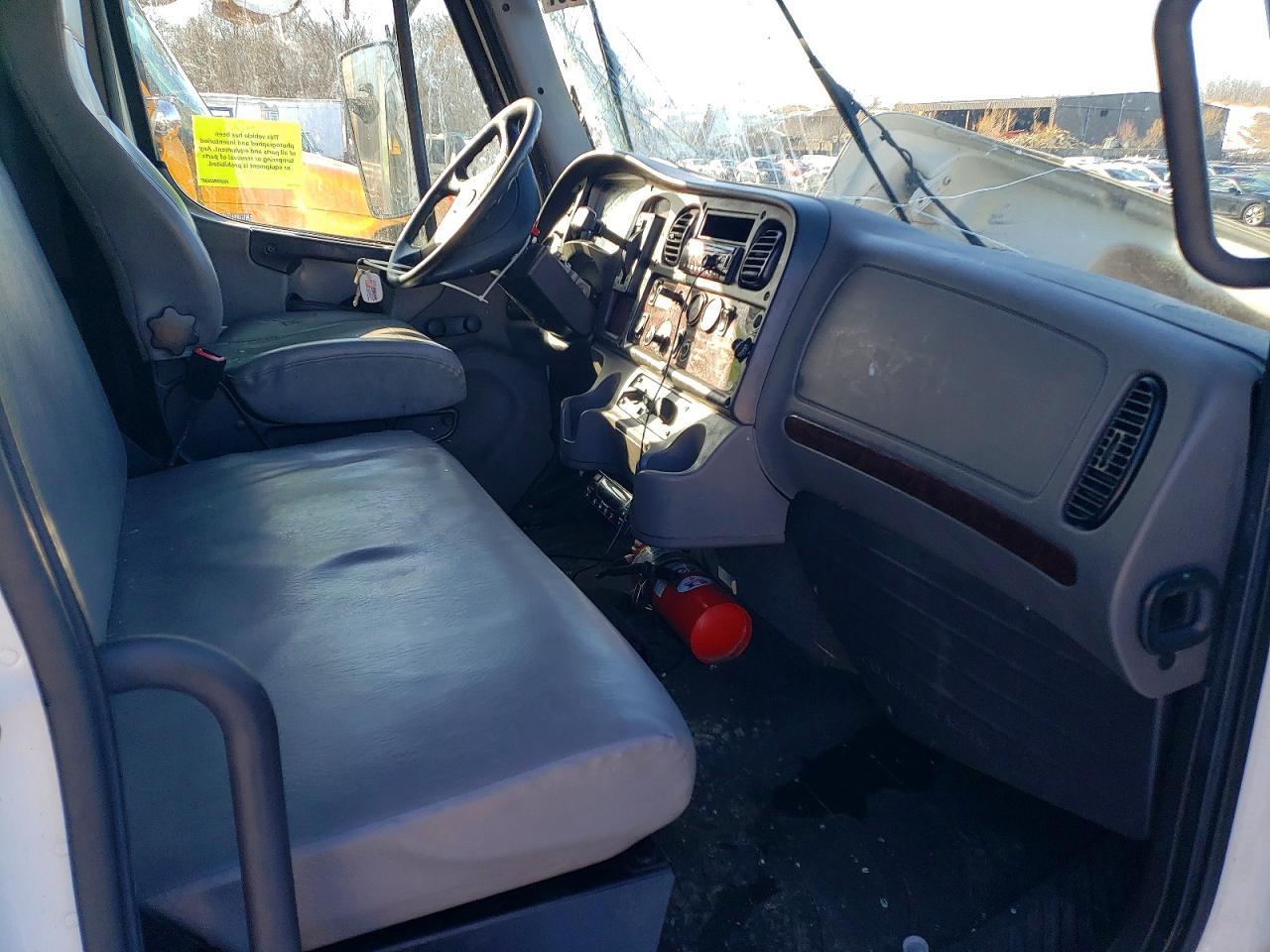 2019 Freigliner 2019 Freightliner Business Class M2 Refrigerated B