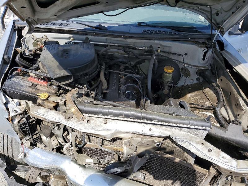 2000 Nissan Frontier XE