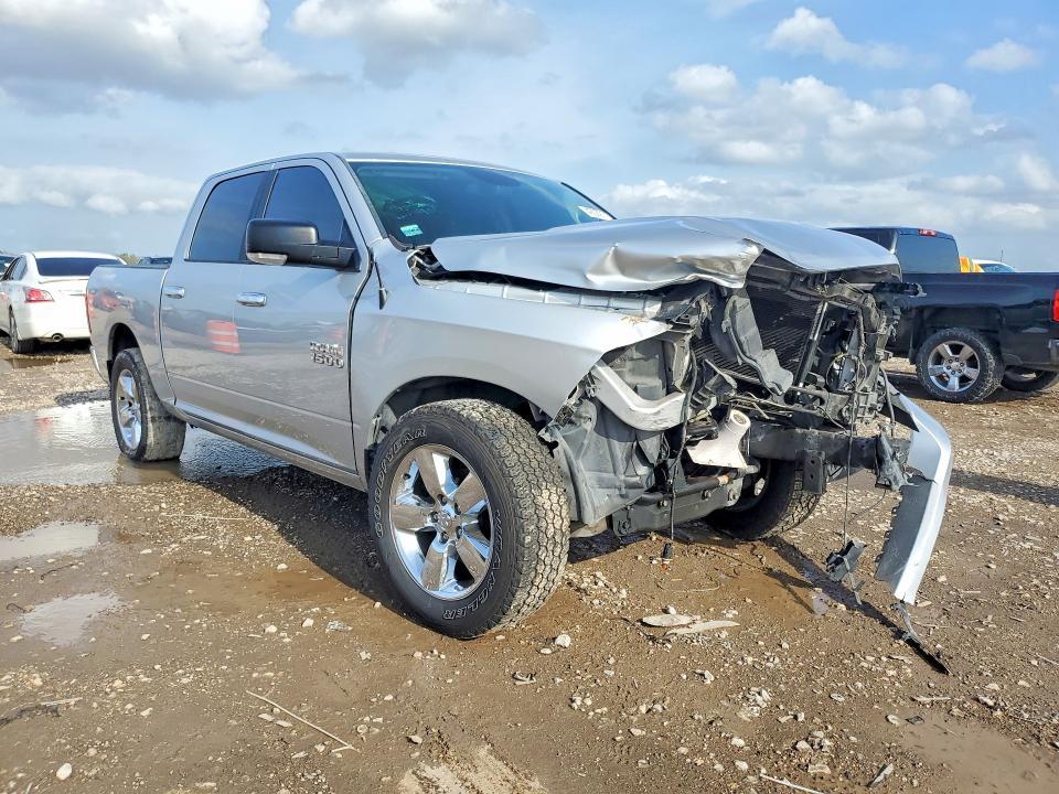 2017 Dodge RAM 1500 SLT