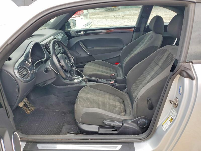 2012 Volkswagen Beetle Turbo