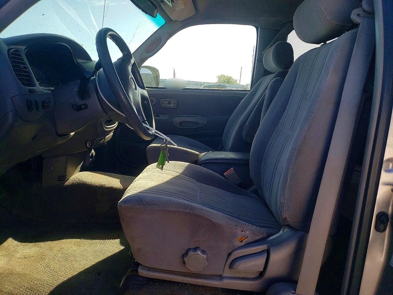 2002 Toyota Tundra SR5 V8