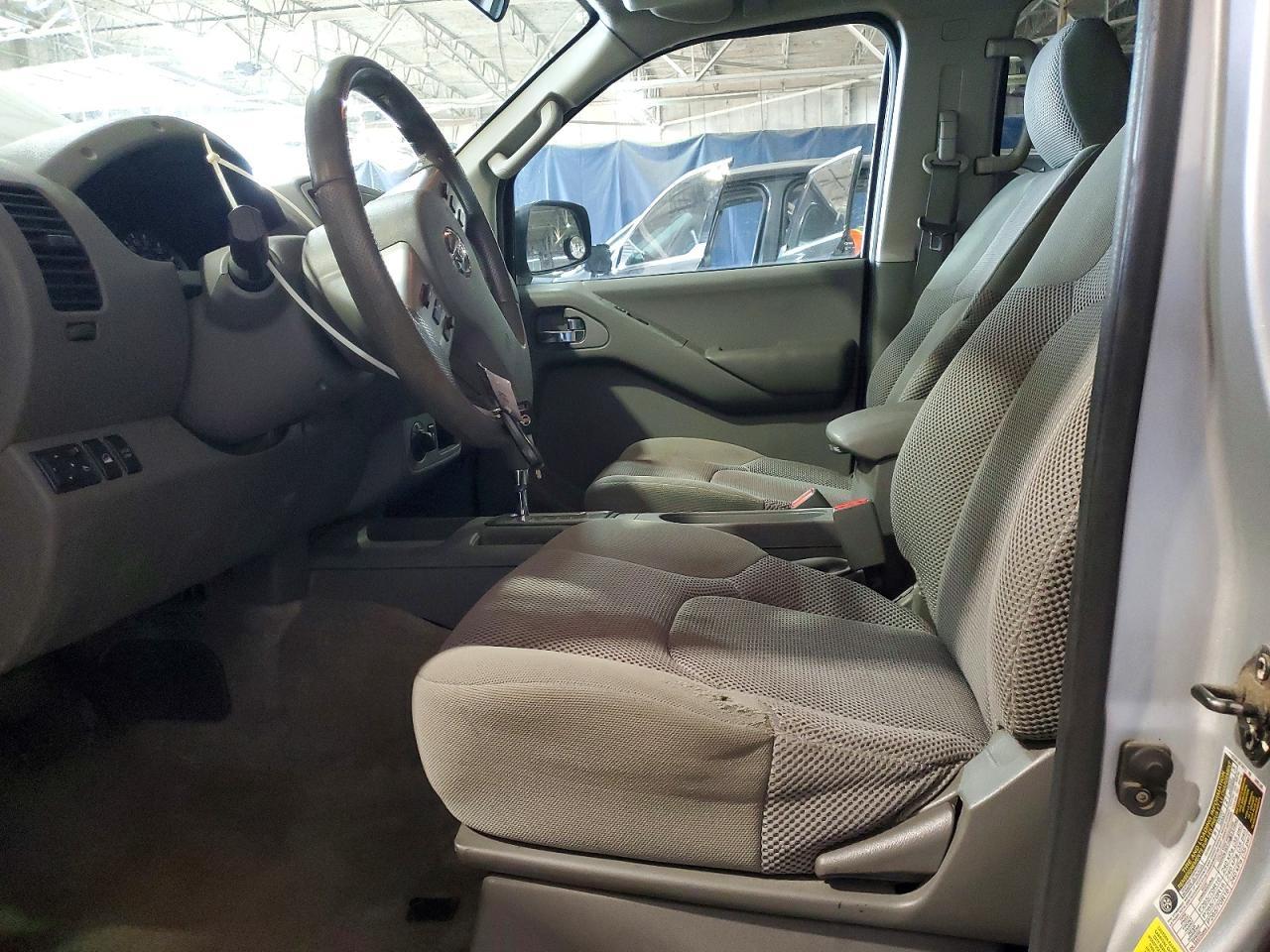 2013 Nissan Frontier S