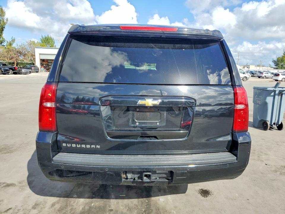 2019 Chevrolet Suburban K1500 lt