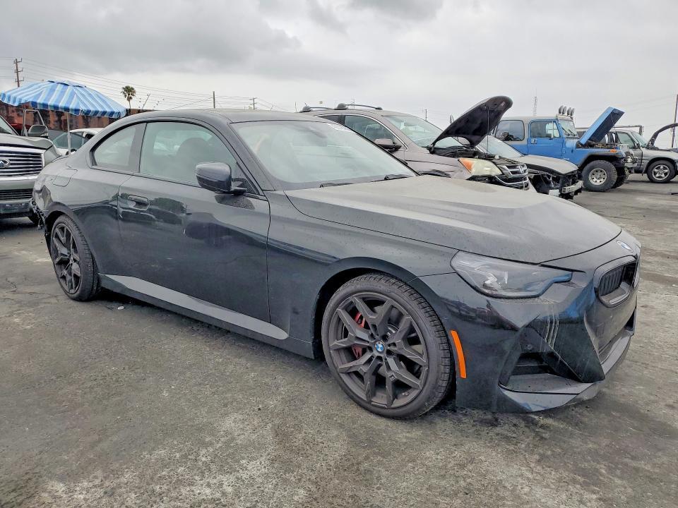2026 BMW 230i