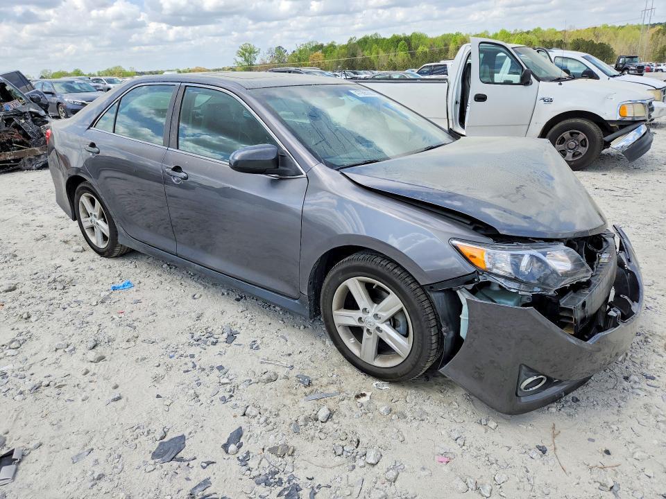 2014 Toyota Camry se