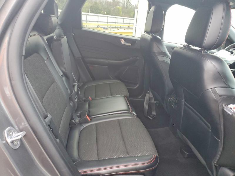 2024 Ford Escape st Line