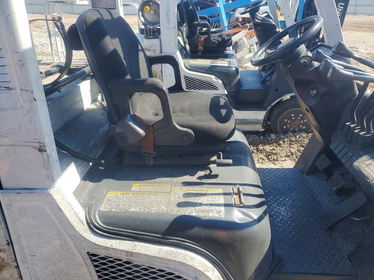 2015 Unicariers 2015 Nissan MCP1F2A20LV Forklift