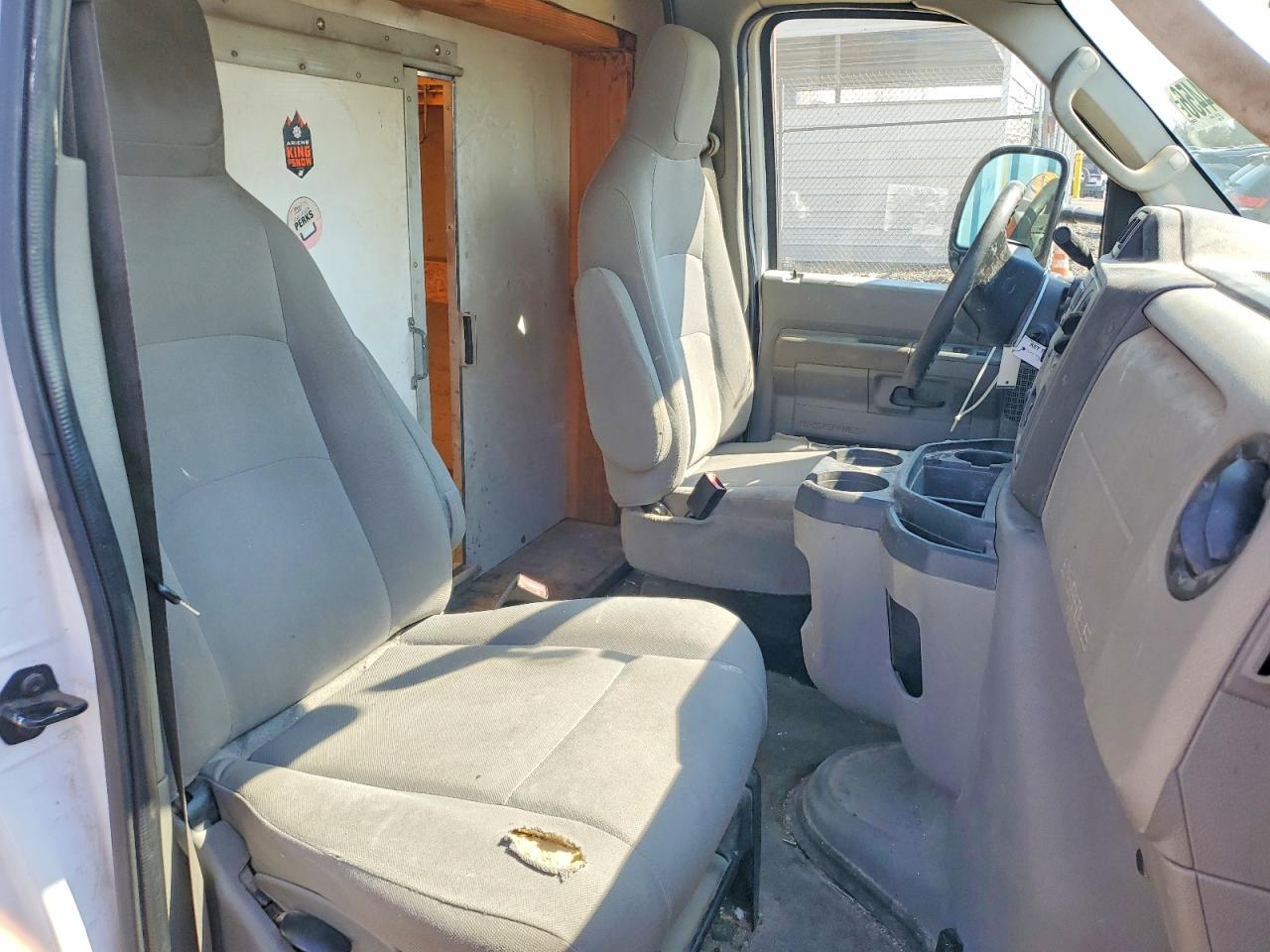 2014 Ford E350 Delivery Van