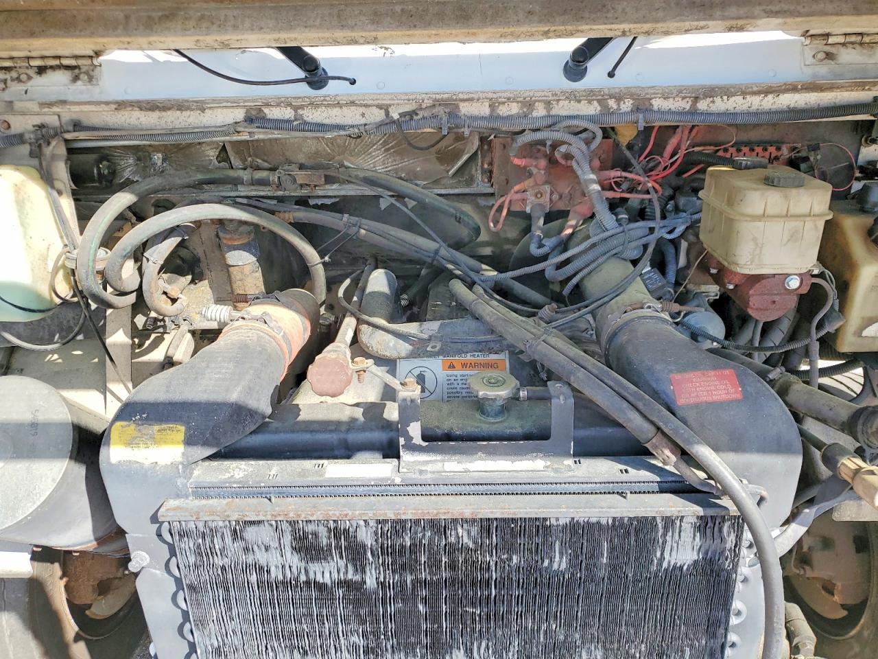 1999 Freightliner MT45 Chassis Delivery Truck