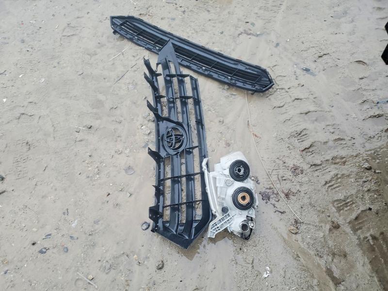 2012 Toyota Highlander se