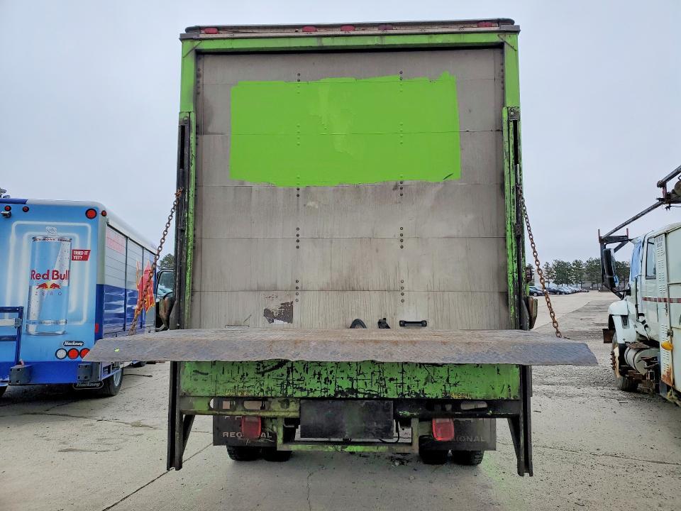 1999 International 4700 BOX Truck