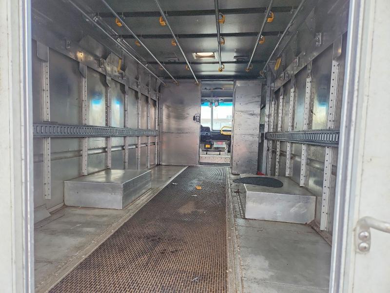 2013 Ford F59 Delivery Truck