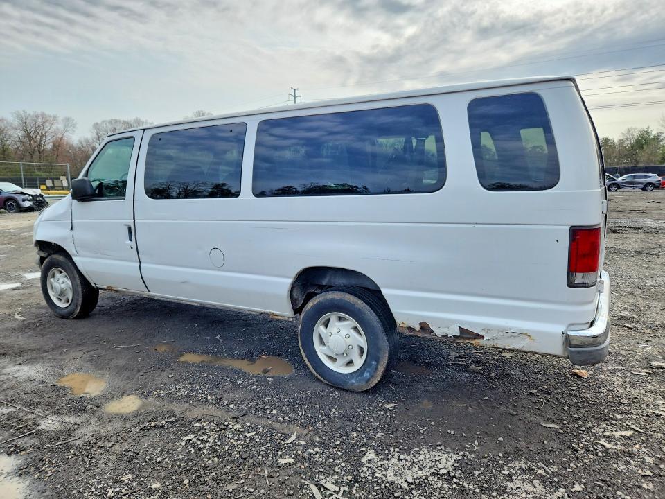 2001 Ford Econoline E350 Super Duty Wagon