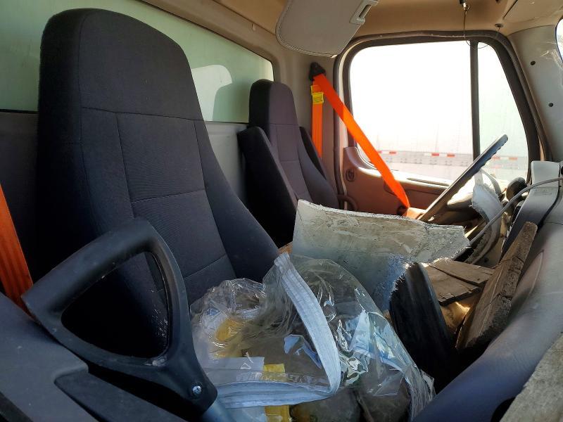 2023 Freigliner 2023 Freightliner Business Class M2 BOX Truck