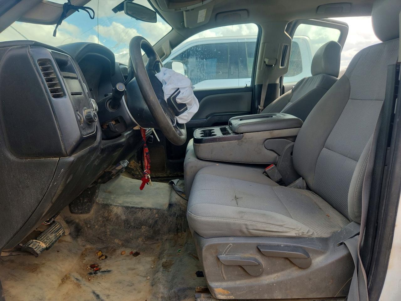 2016 GMC Sierra Flatbed Truck