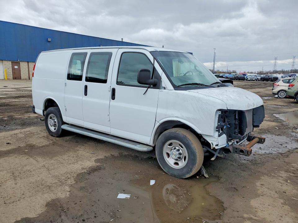 2022 Chev Rolet Express 2500 Cargo Delivery van