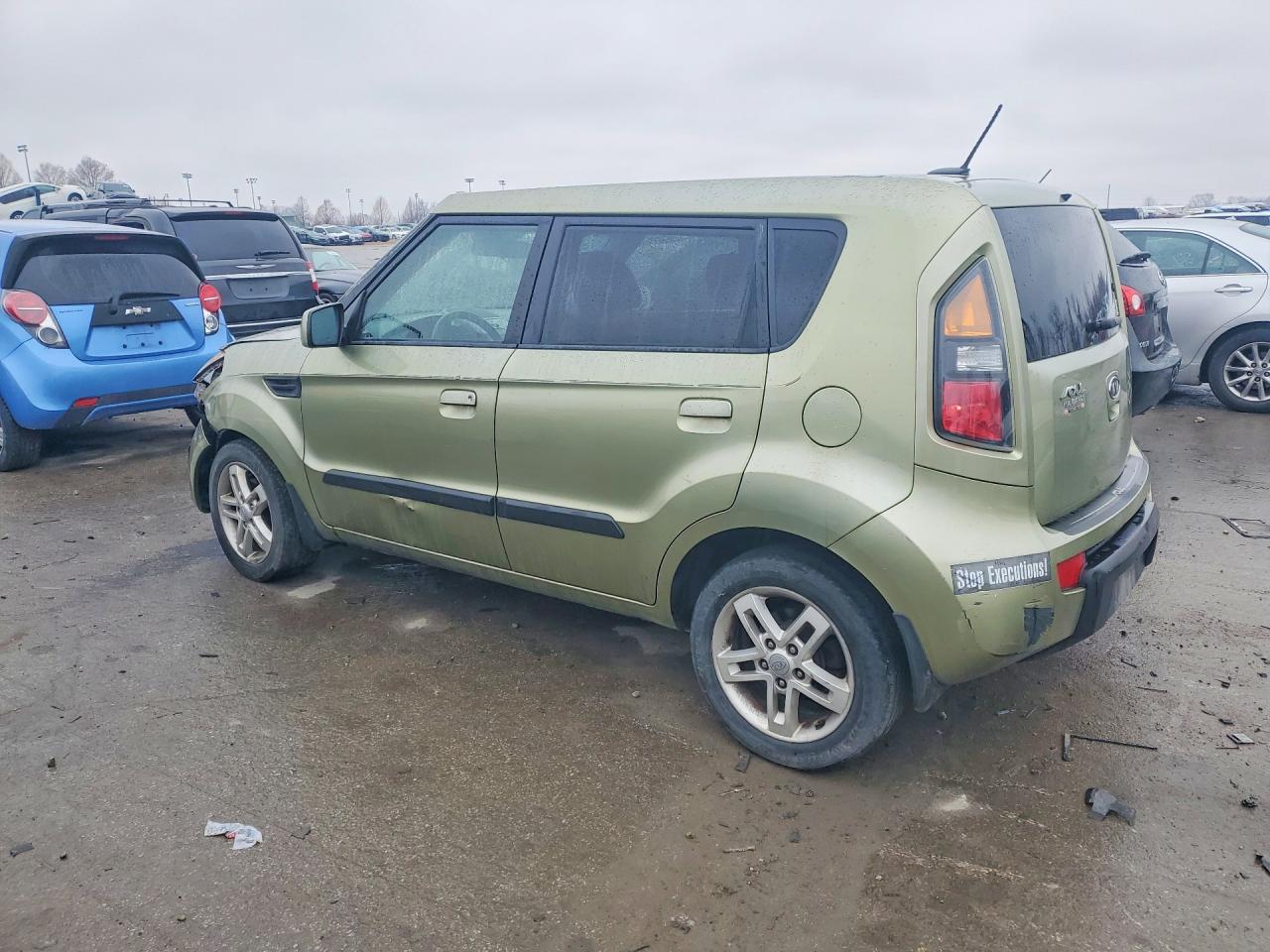 2010 KIA Soul +