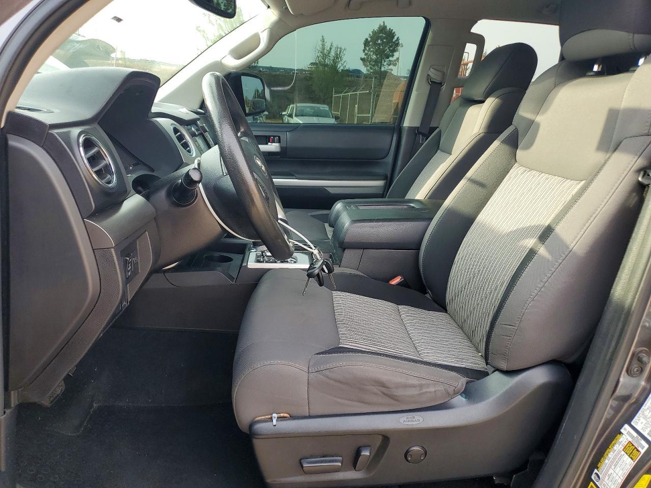 2016 Toyota Tundra SR5