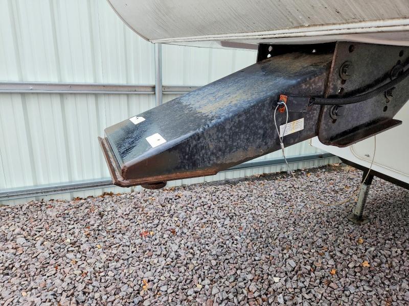 2004 Keystone 2004 Keystone Sprinter Camper