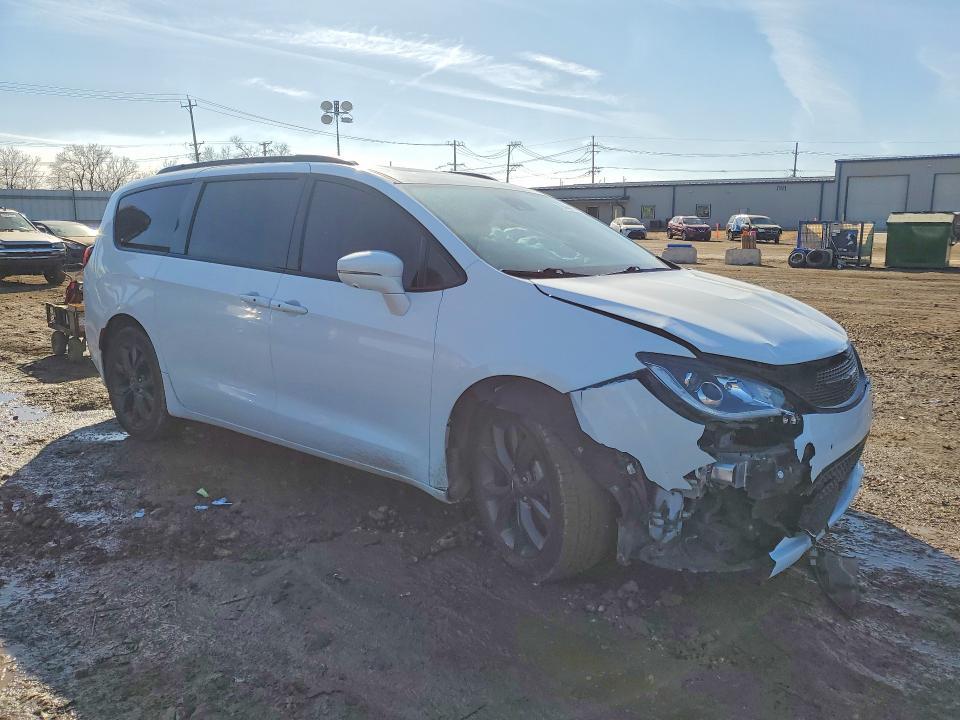 2020 Chrysler Pacifica Limited