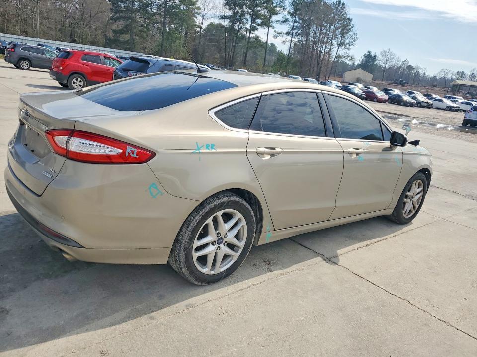 2016 Ford Fusion se