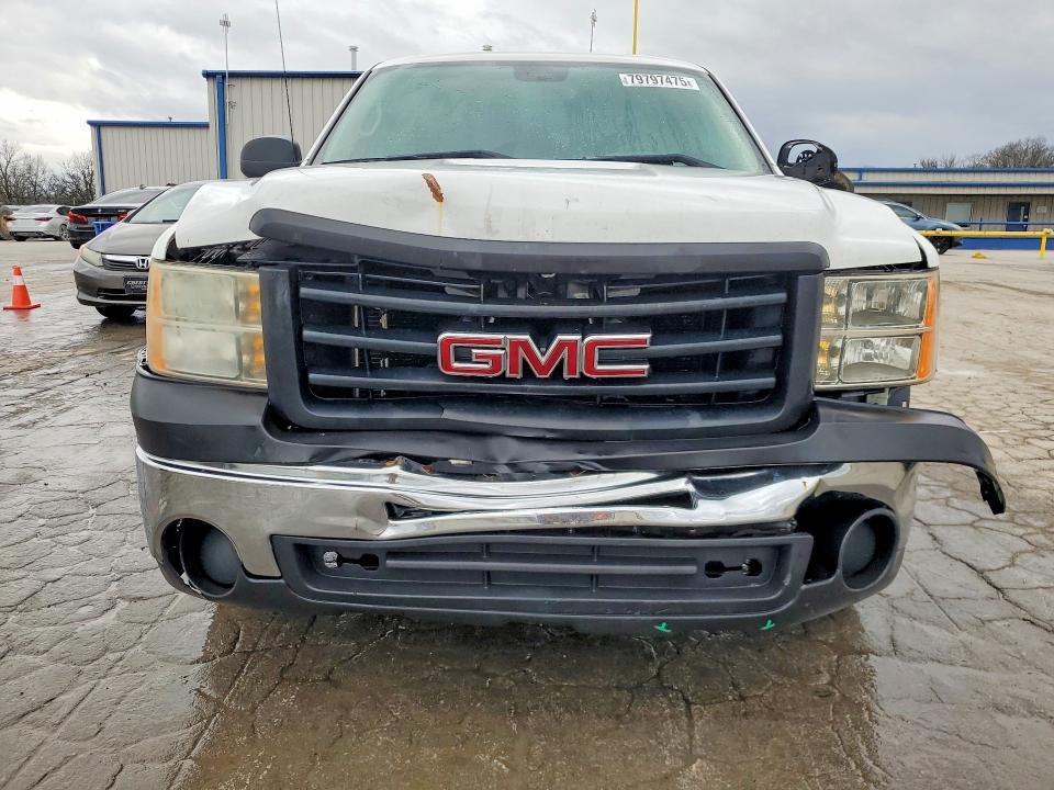 2011 GMC Sierra C1500