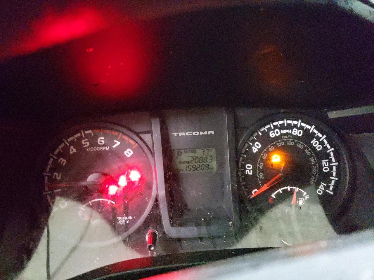 2016 Toyota Tacoma SR