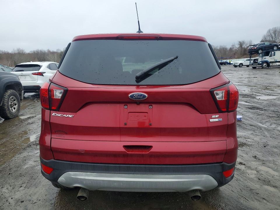 2019 Ford Escape se