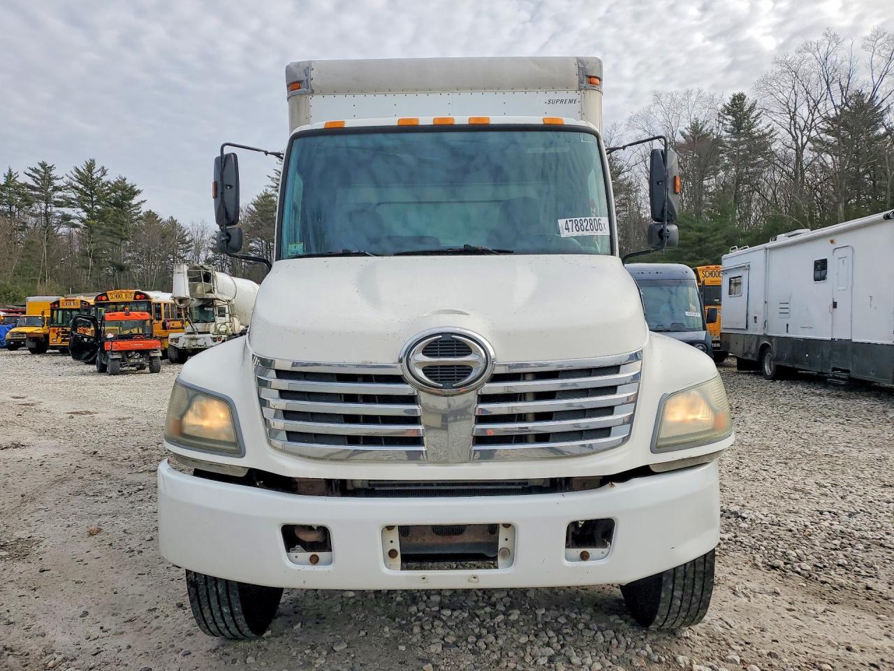 2006 Hino 268 BOX Truck