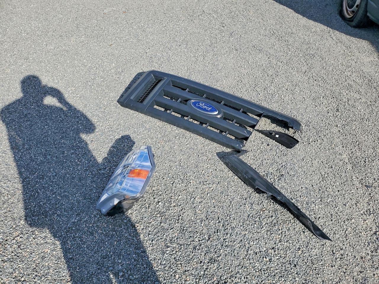 2023 Ford E350 Refrigerated BOX Truck