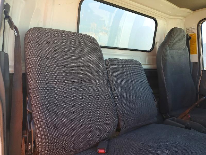 2000 Isuzu Npr box Truck