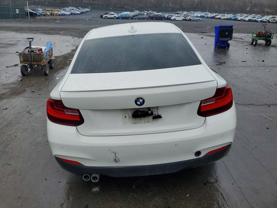 2016 BMW 228 xi Sulev