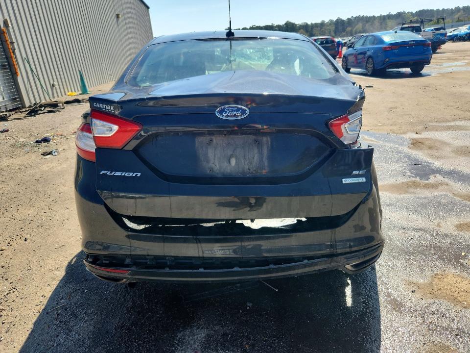 2015 Ford Fusion se