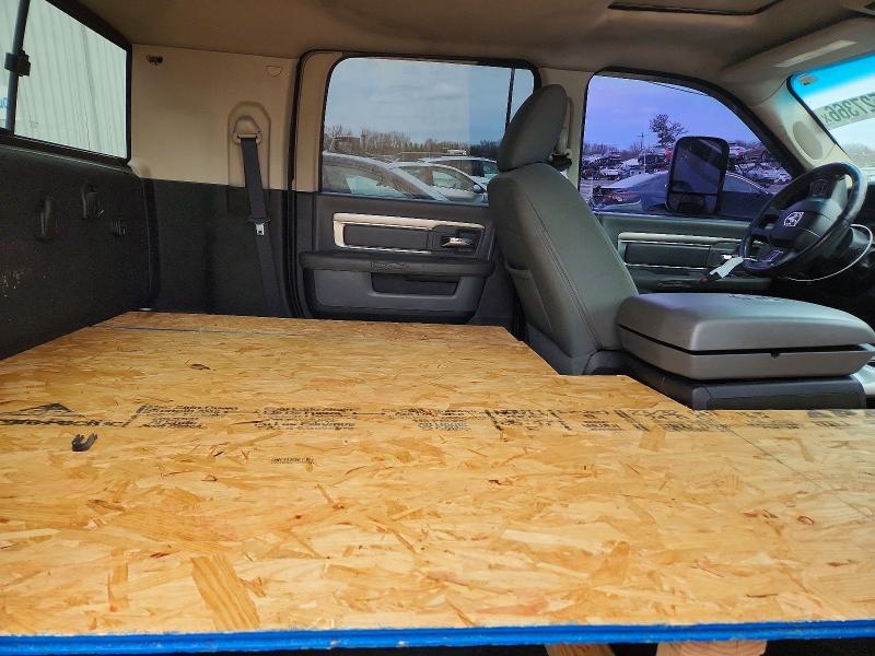 2016 Dodge Ram 3500 slt
