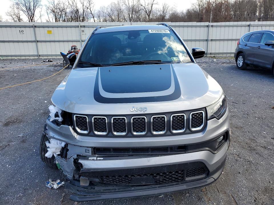 2023 Jeep Compass Latitude lux