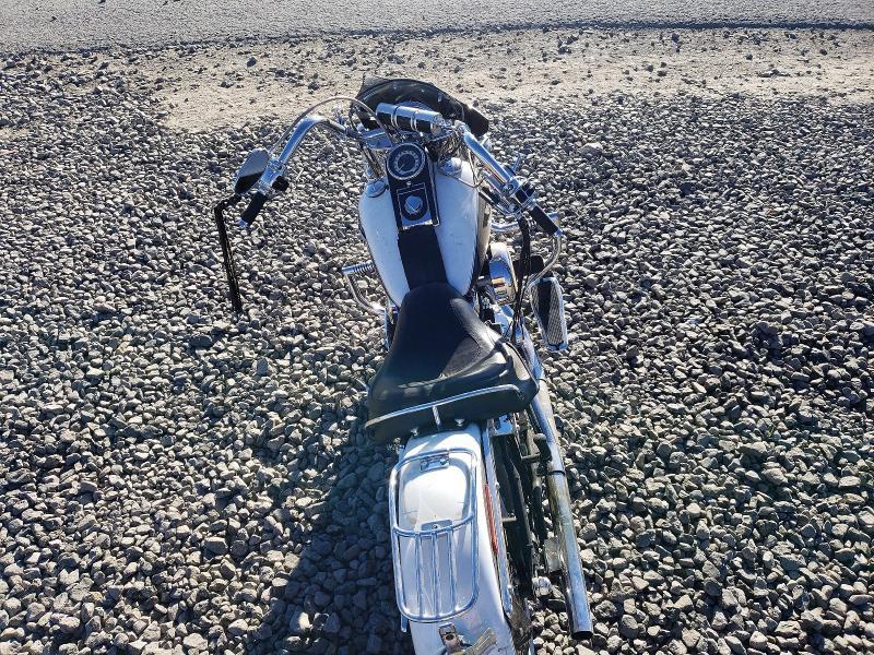 2005 Harley-Davidson Flstni