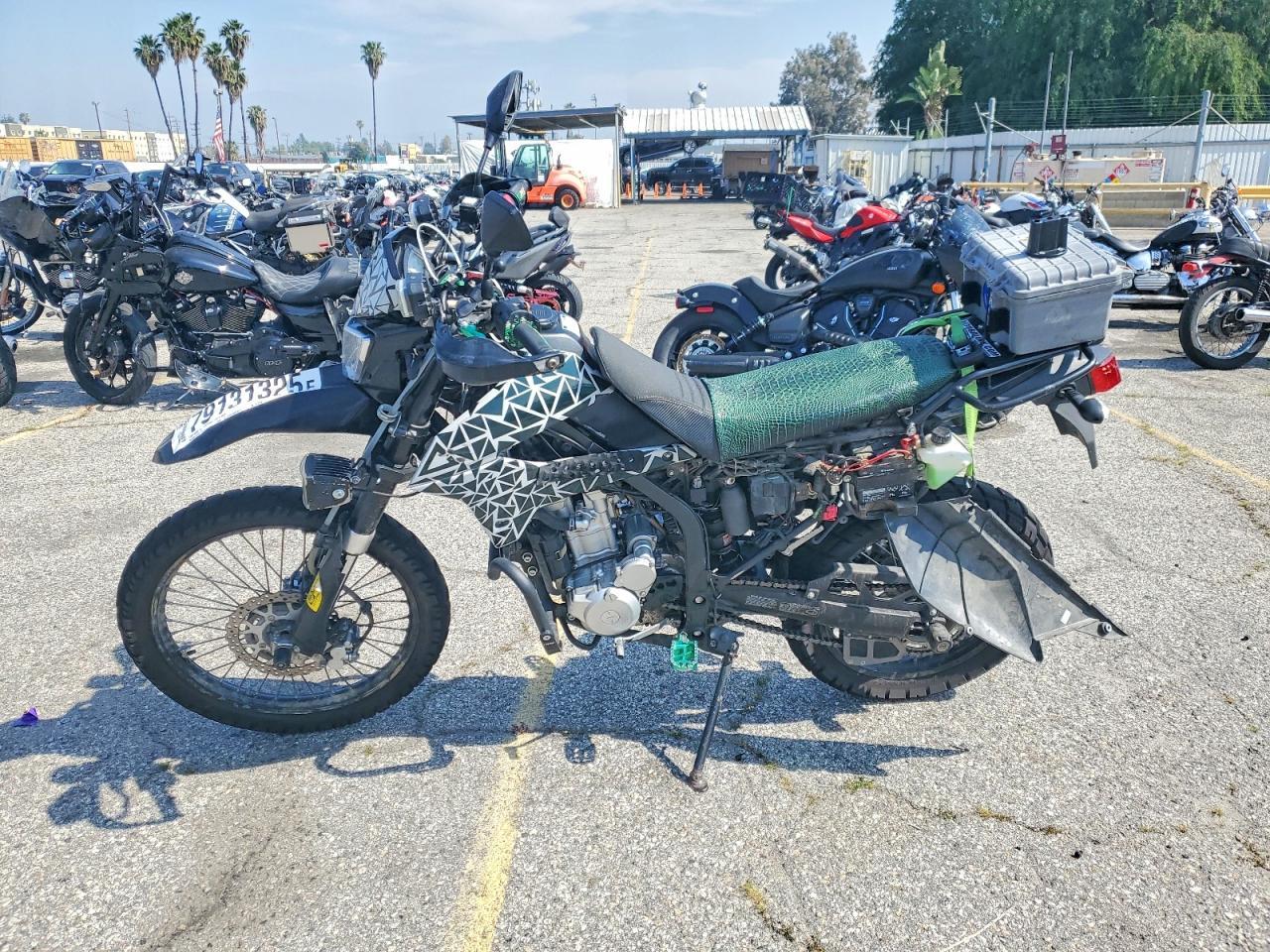 2022 Kawasaki KLX300 D