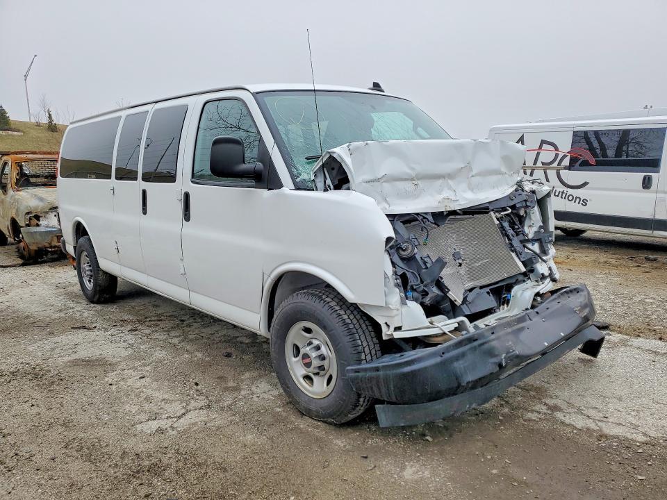 2023 GMC Savana G3500 LS