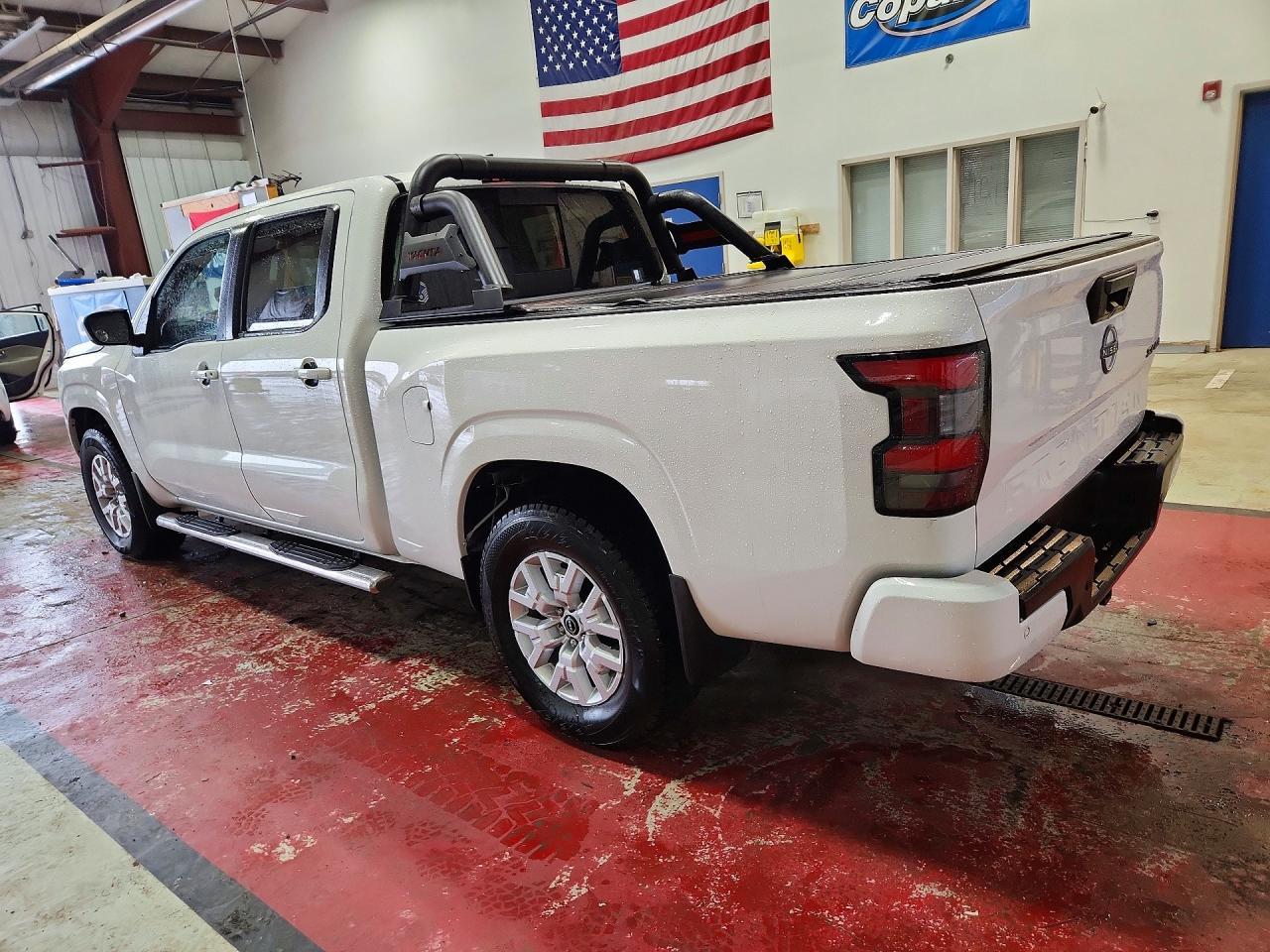 2023 Nissan Frontier SV